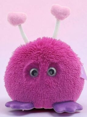 Plush Pink Fuzzy Heart-Antenna Toy